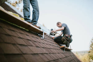 Find Local Roofers & Roofing Contractors in Gm Service Parts Operations, MI